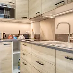 La Venelle Saint-nicolas Апартаменты *