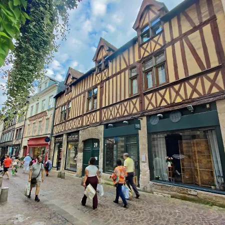 Apartment La Venelle Saint-nicolas Rouen